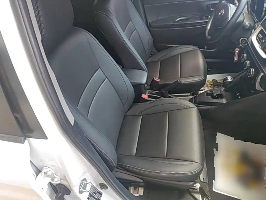 Toyota Yaris L 2018 — фото 25