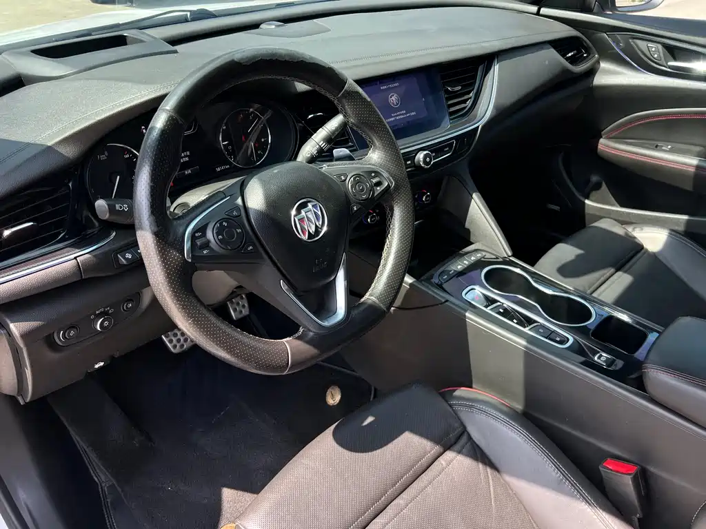 Buick Regal 2020 — фото 10