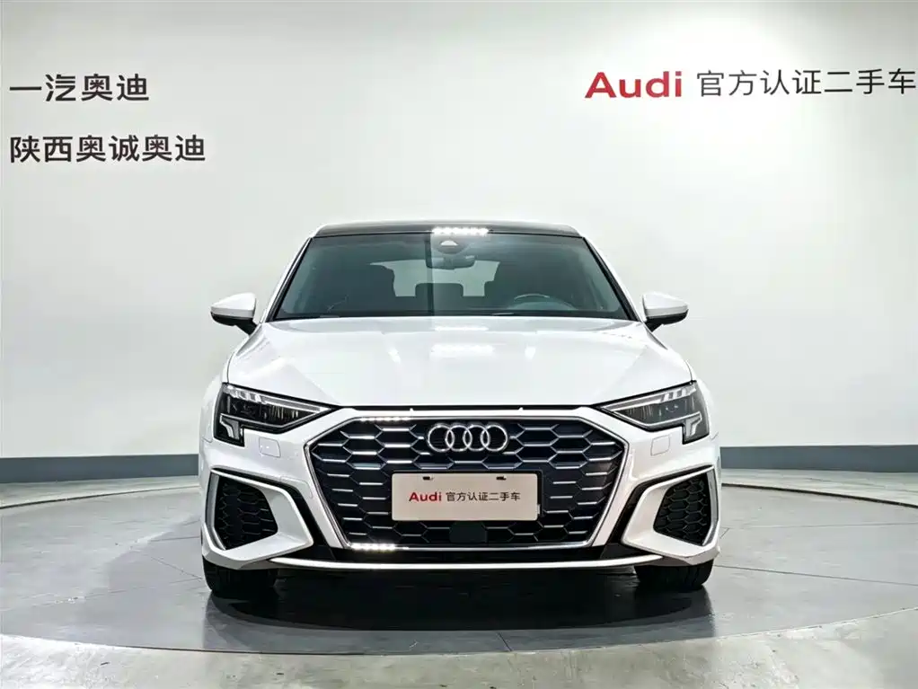 Audi A3 2021 — фото 2
