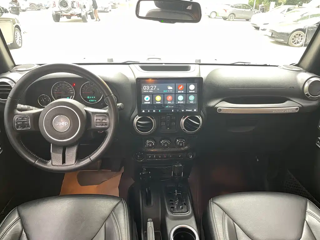 Jeep Wrangler 2017 — фото 11