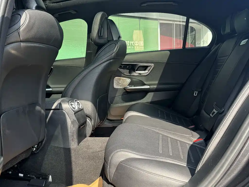 Mercedes-Benz C-Class 2022 — фото 13