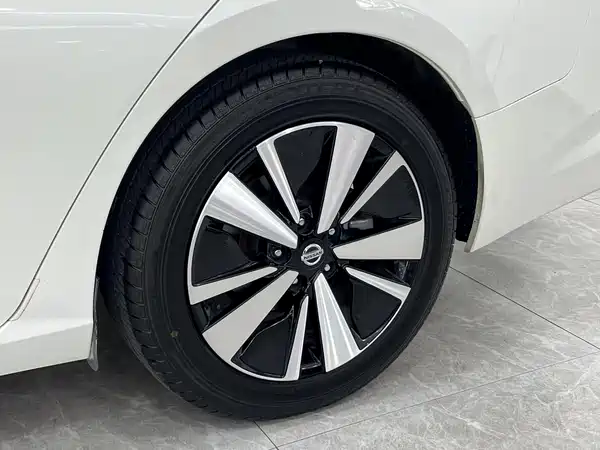 Nissan Teana 2021