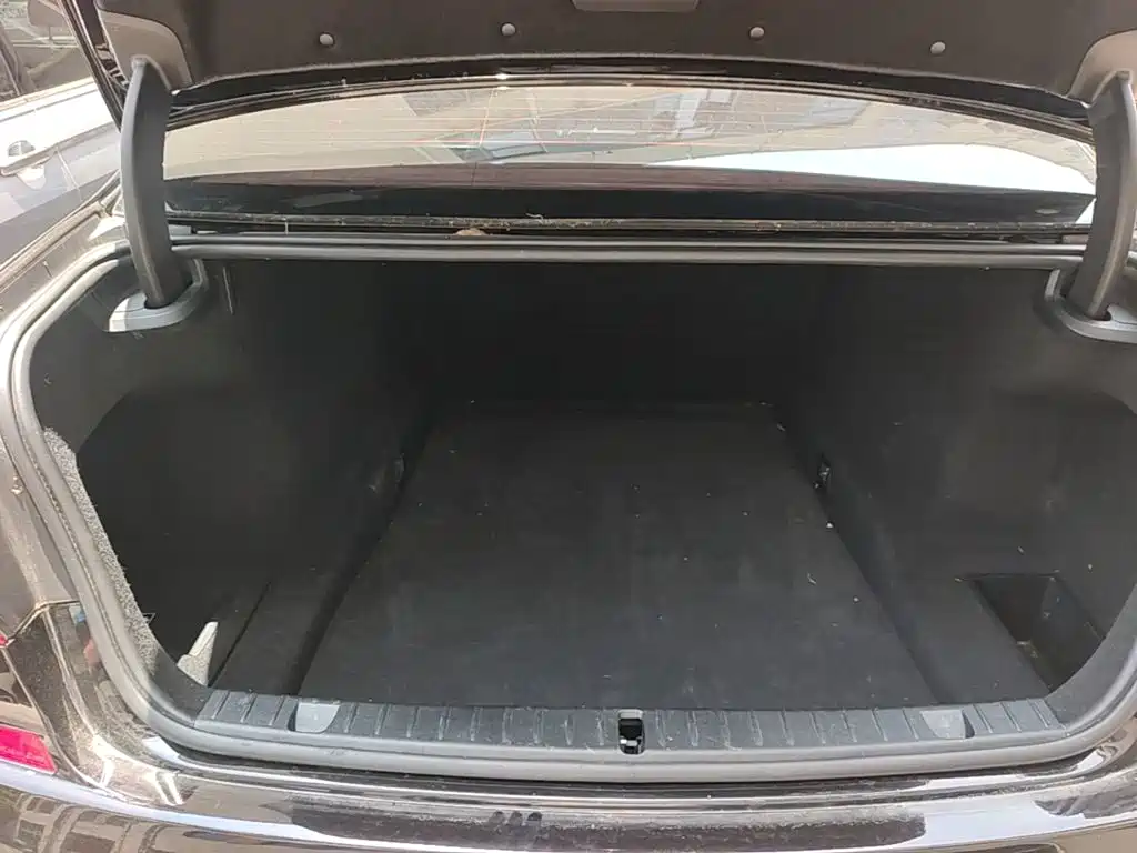 BMW 7 Series 2019 — фото 19