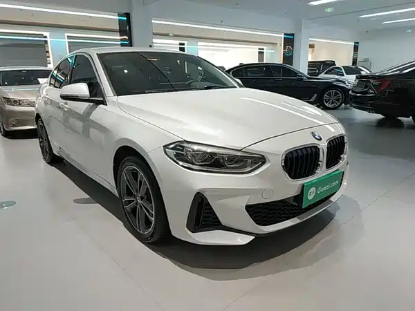 BMW 1 Series 2022