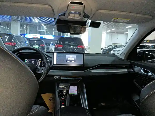 Geely Xingrui 2022