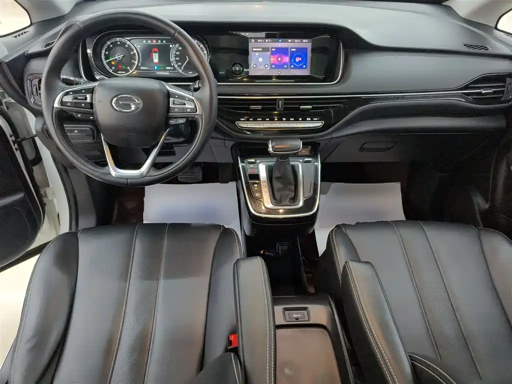 GAC Motor Trumpchi M6 2021 — фото 12