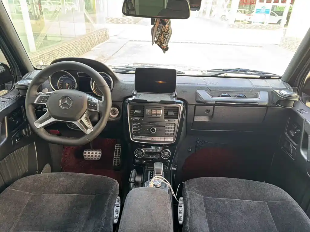 Mercedes-Benz G-Class 2016 — фото 9