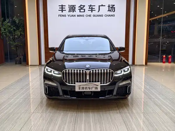 BMW 7 Series 2021