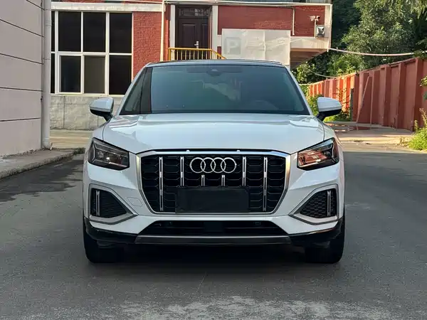 Audi Q2L 2022