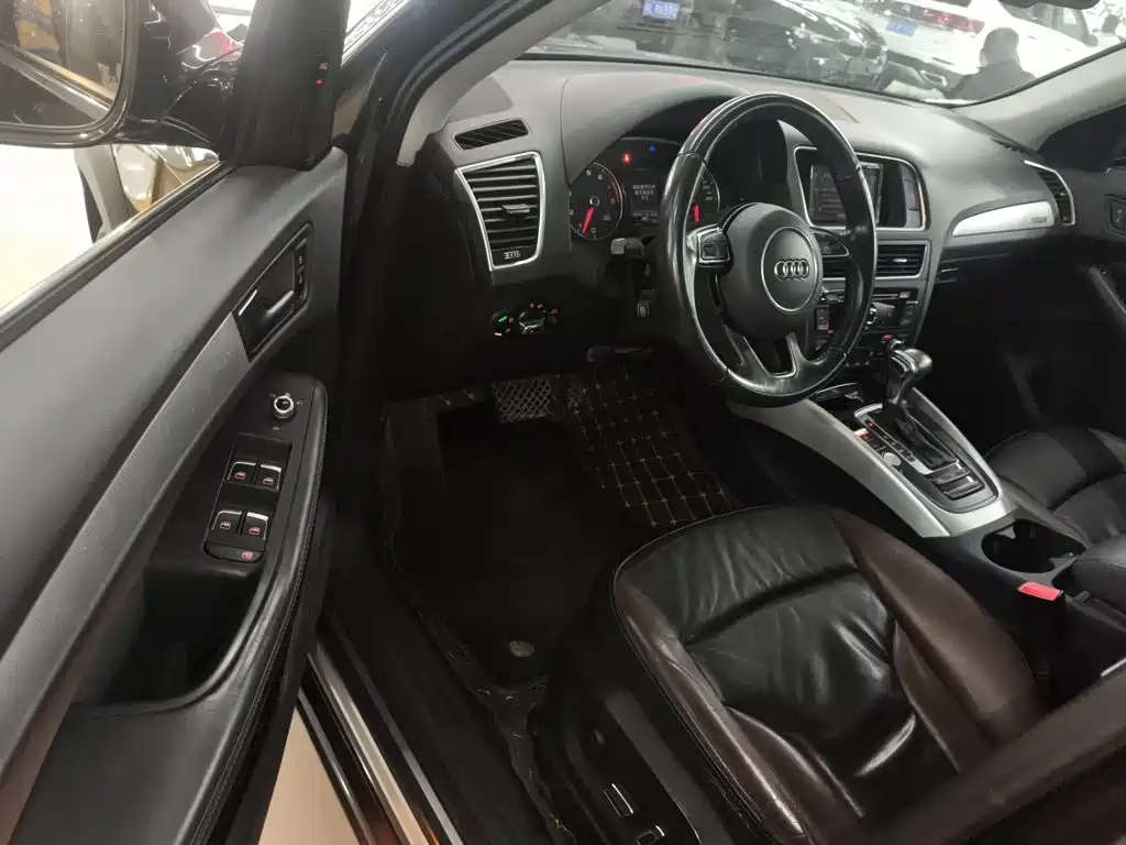 Audi Q5 2018 — фото 16