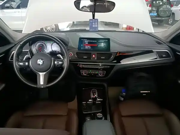 BMW 1 Series 2020