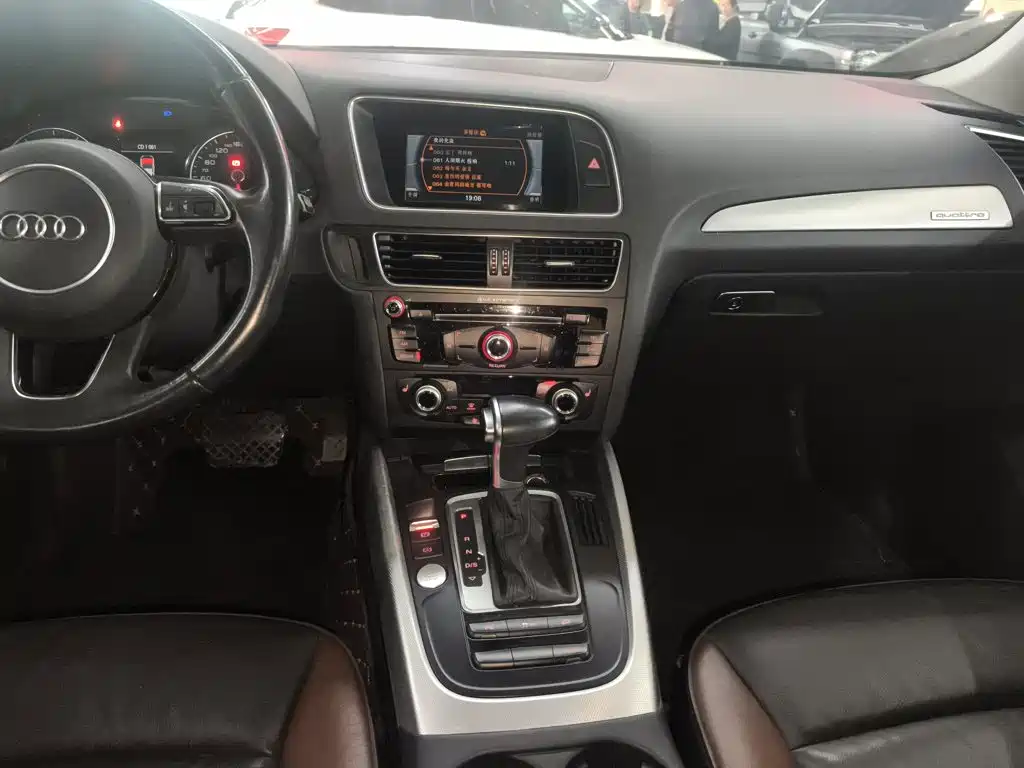 Audi Q5 2018 — фото 13