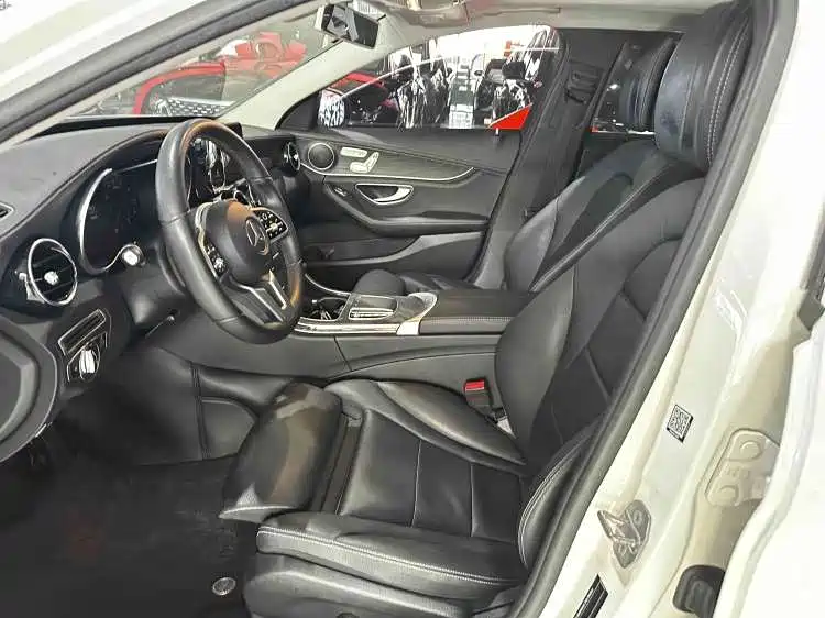 Mercedes-Benz C-Class 2019 — фото 9