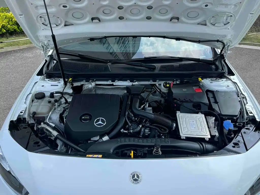 Mercedes-Benz A-Class 2021 — фото 10