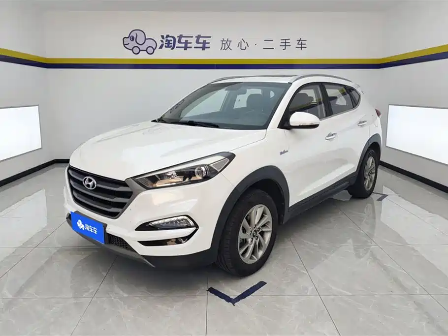 Hyundai Tucson 2016 — фото 1