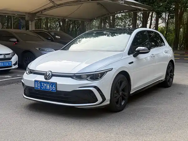 Volkswagen Golf 2022