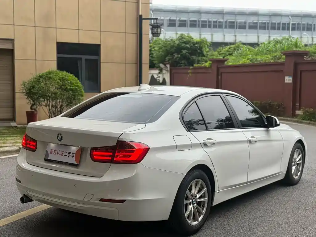 BMW 3 Series 2015 — фото 4