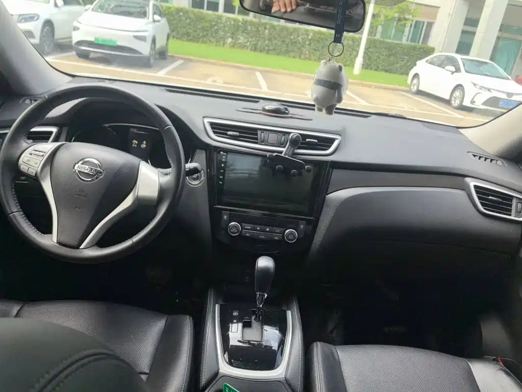 Nissan X-Trail 2016