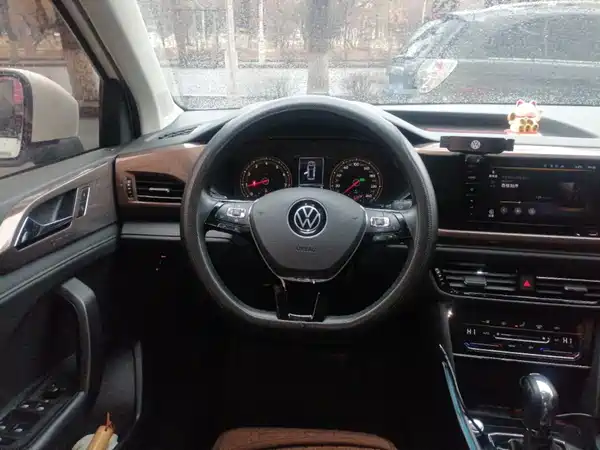 Volkswagen Tharu 2021