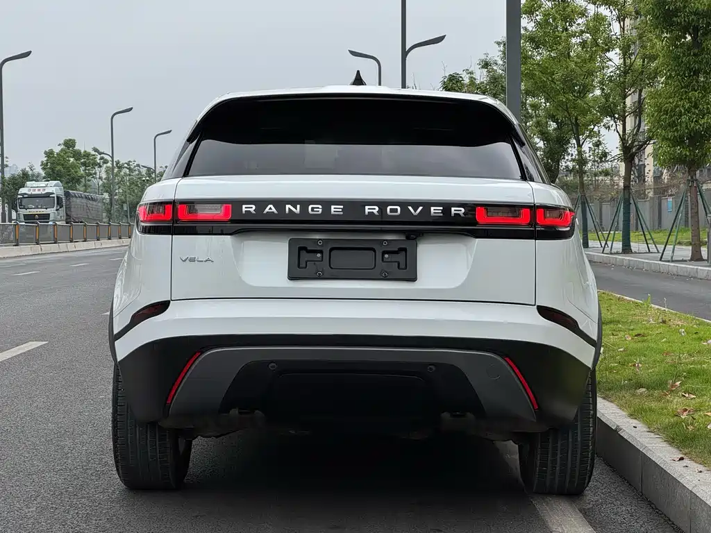 Land Rover Velar 2020 — фото 15