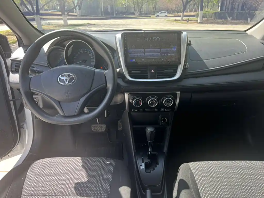 Toyota Vios 2020 — фото 11