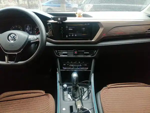 Volkswagen Tharu 2021