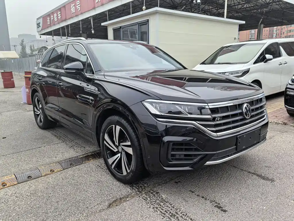 Volkswagen Touareg 2020 — фото 2