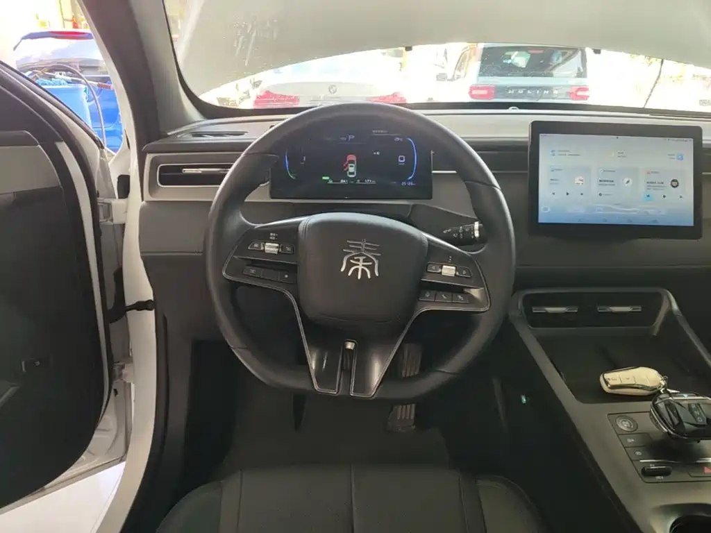 BYD Qin PLUS 2025 — фото 11