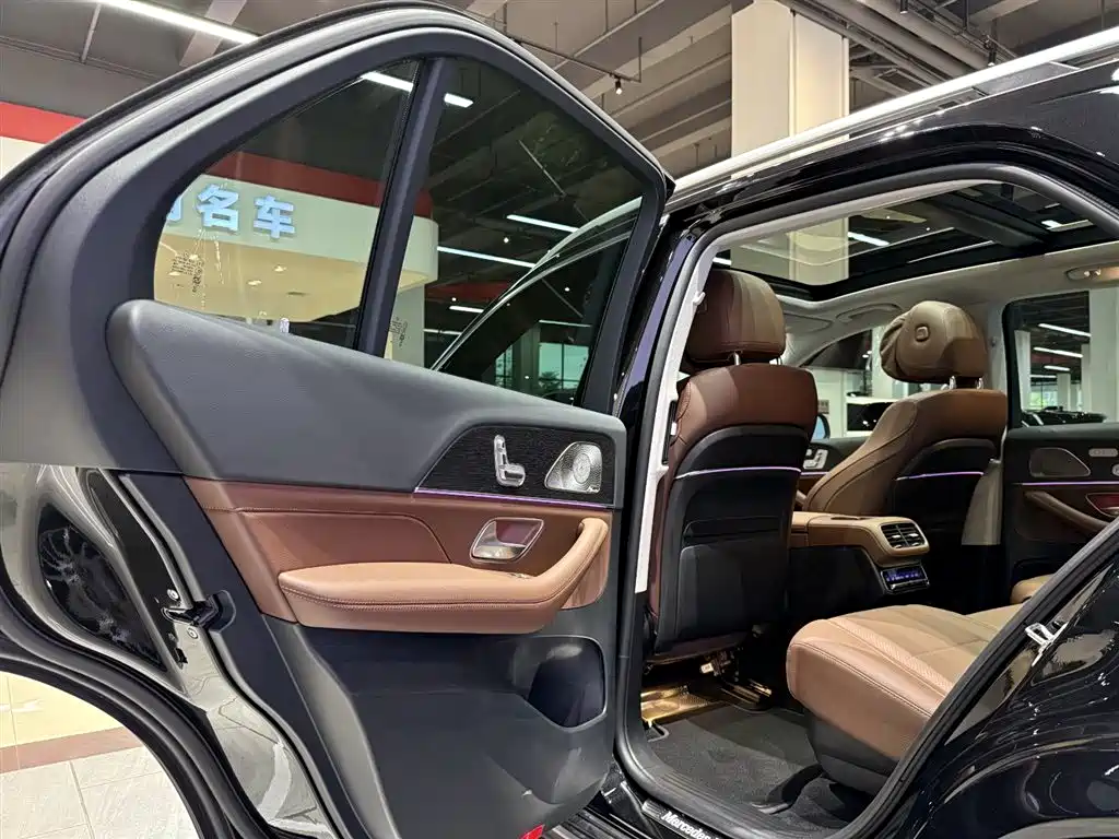 Mercedes-Benz GLE 2026 — фото 14