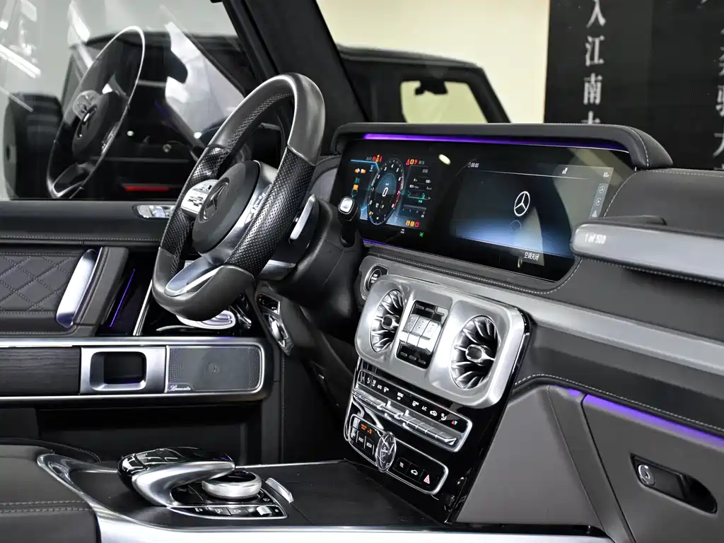 Mercedes-Benz G-Class 2020 — фото 23