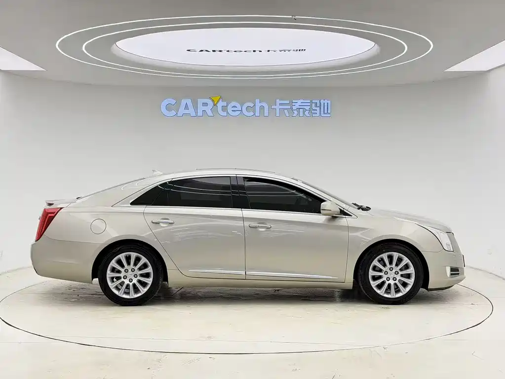 Cadillac XTS 2016 — фото 4