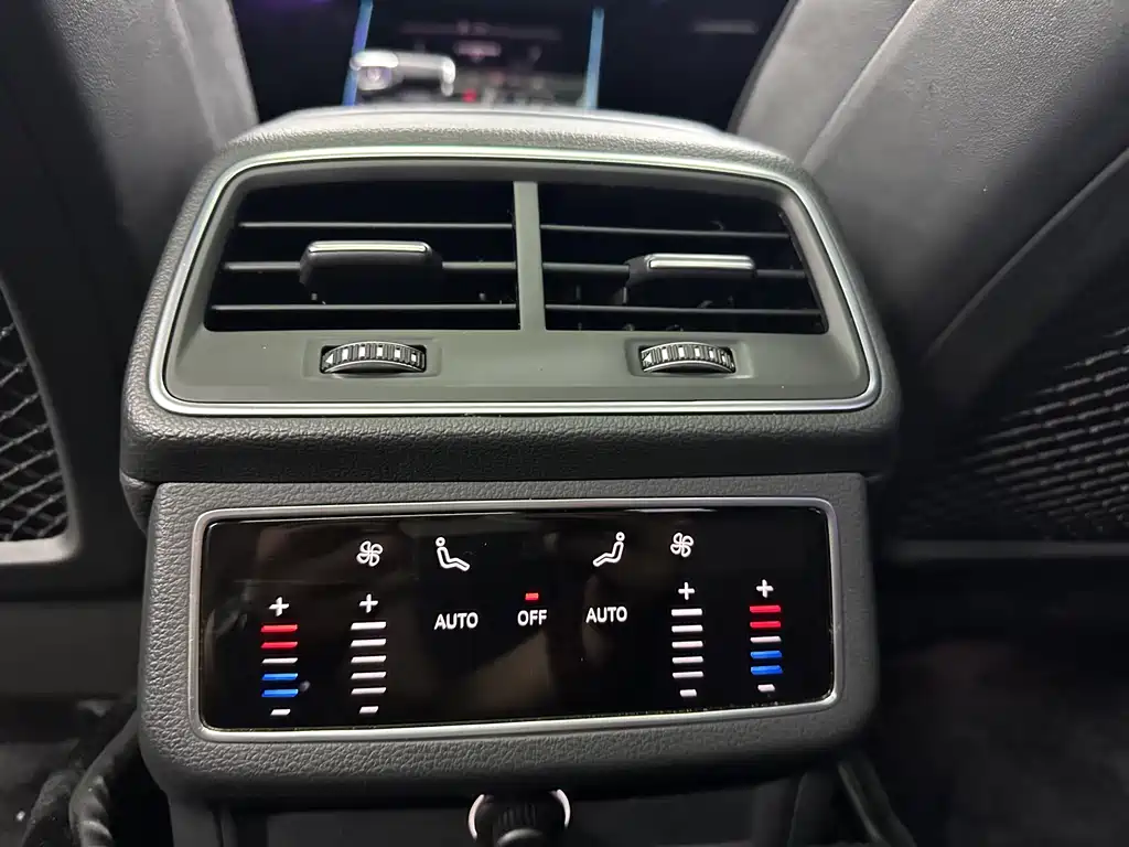 Audi A6L 2021 — фото 23