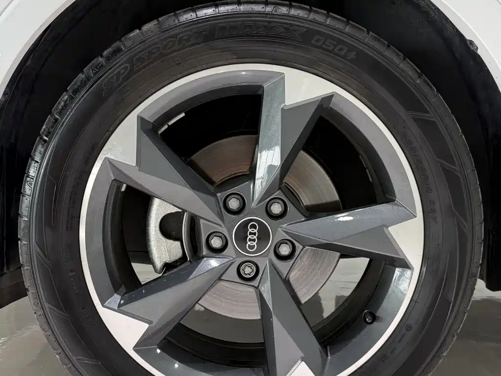 Audi Q3 2022 — фото 19