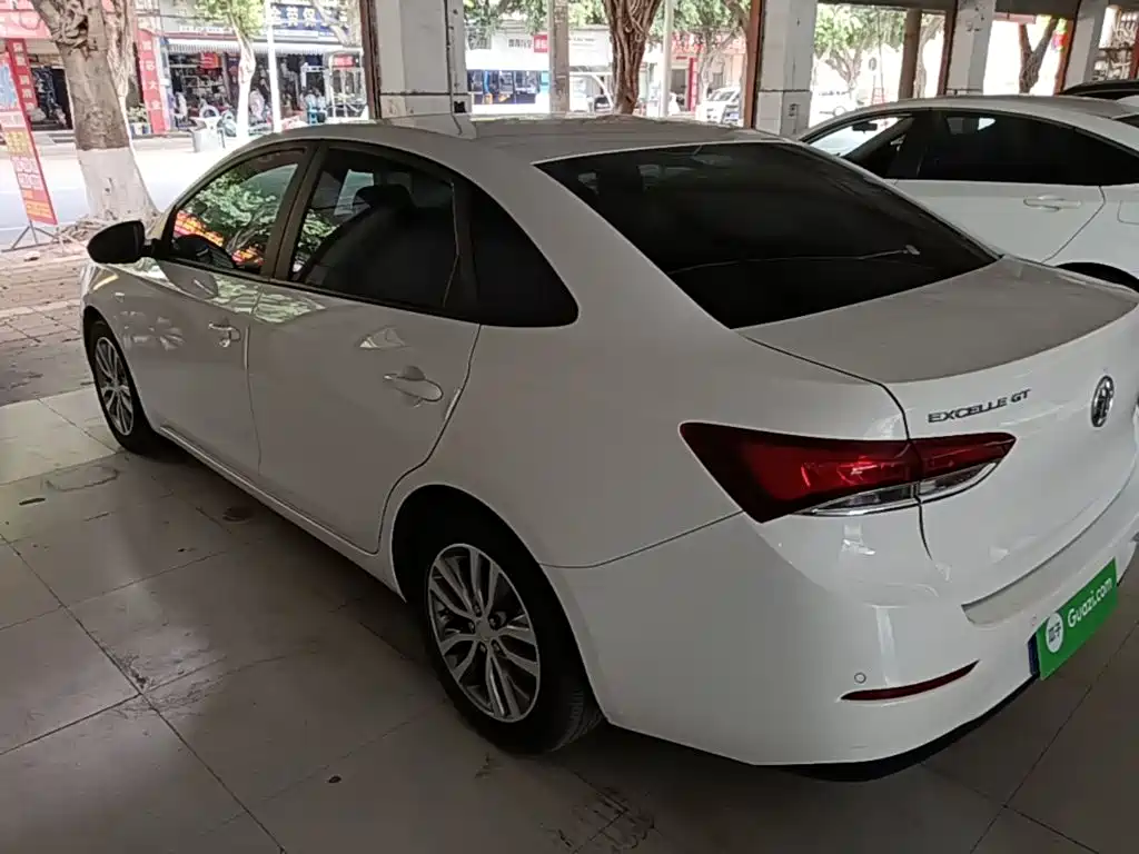 Buick Excelle 2020