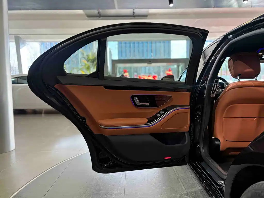 Mercedes-Benz S-Class 2023 — фото 13