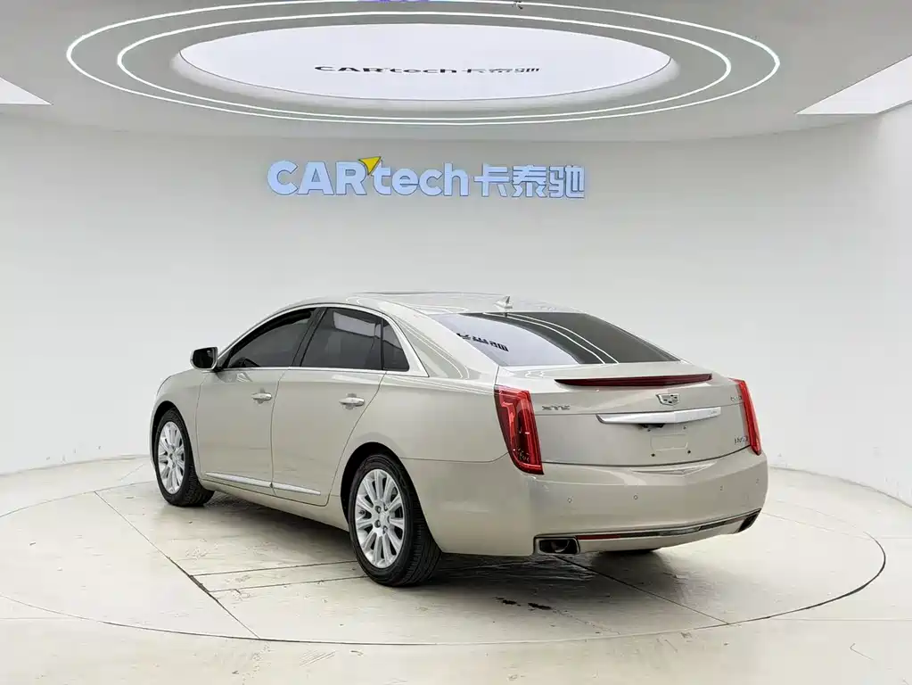 Cadillac XTS 2016 — фото 6