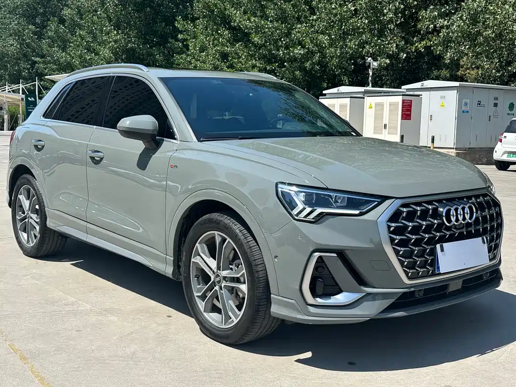 Audi Q3 2024 — фото 4