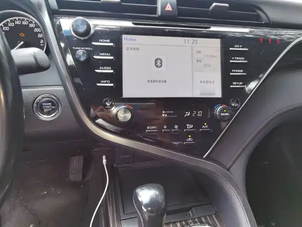 Toyota Camry 2019