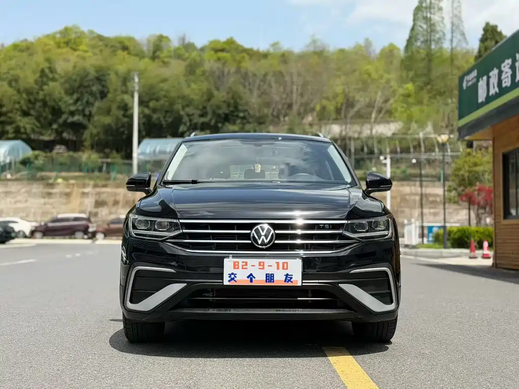 Volkswagen Tiguan L 2023 — фото 2
