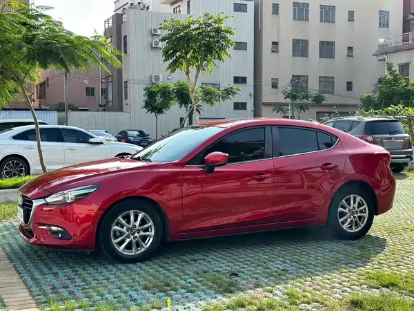Mazda 3 Axela 2018