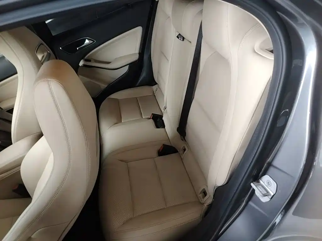 Mercedes-Benz GLA 2016 — фото 13