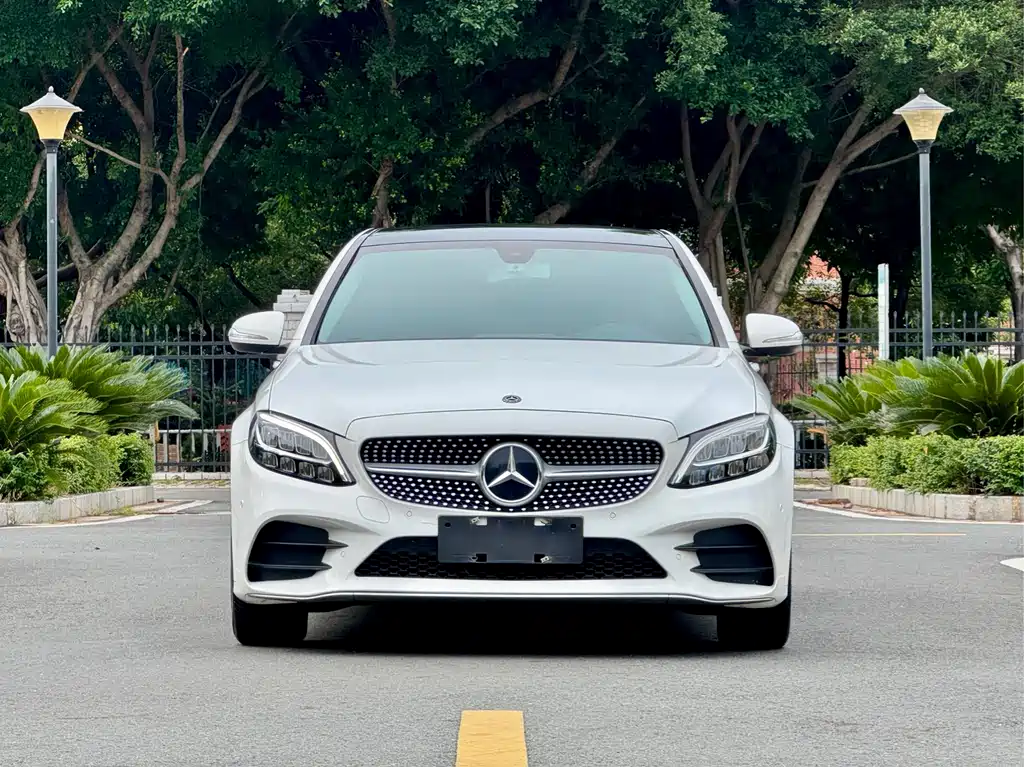 Mercedes-Benz C-Class 2019 — фото 2