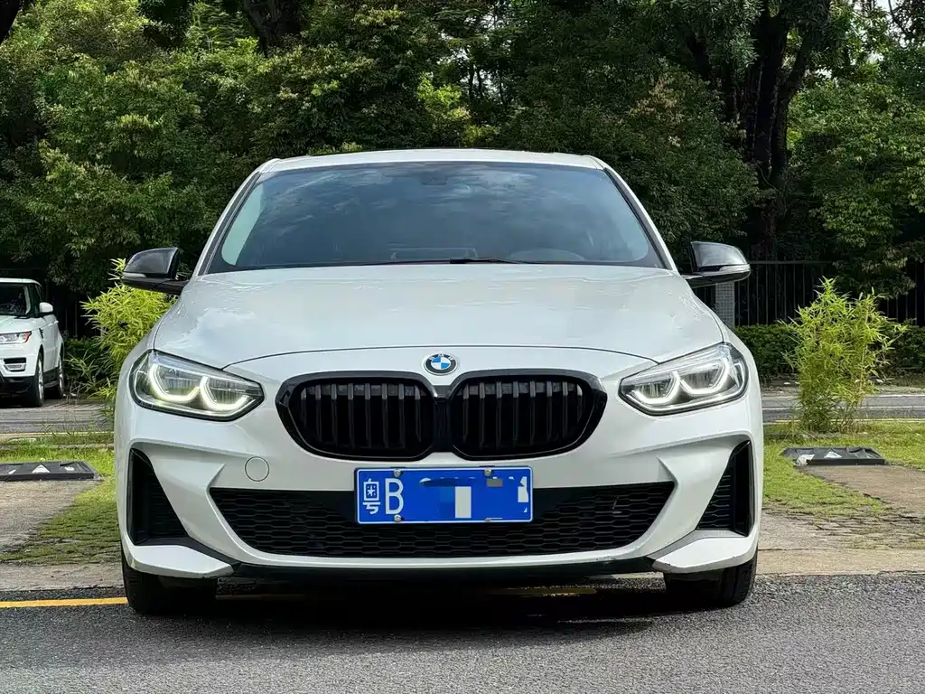 BMW 1 Series 2023
