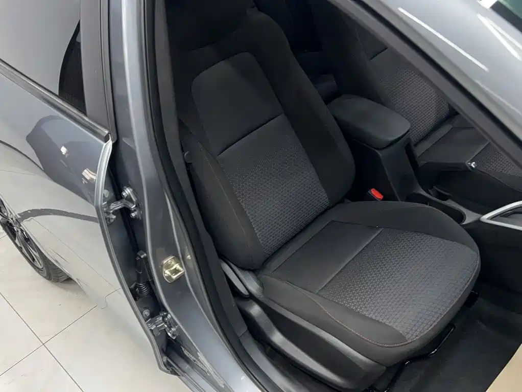 Chevrolet Cavalier 2020