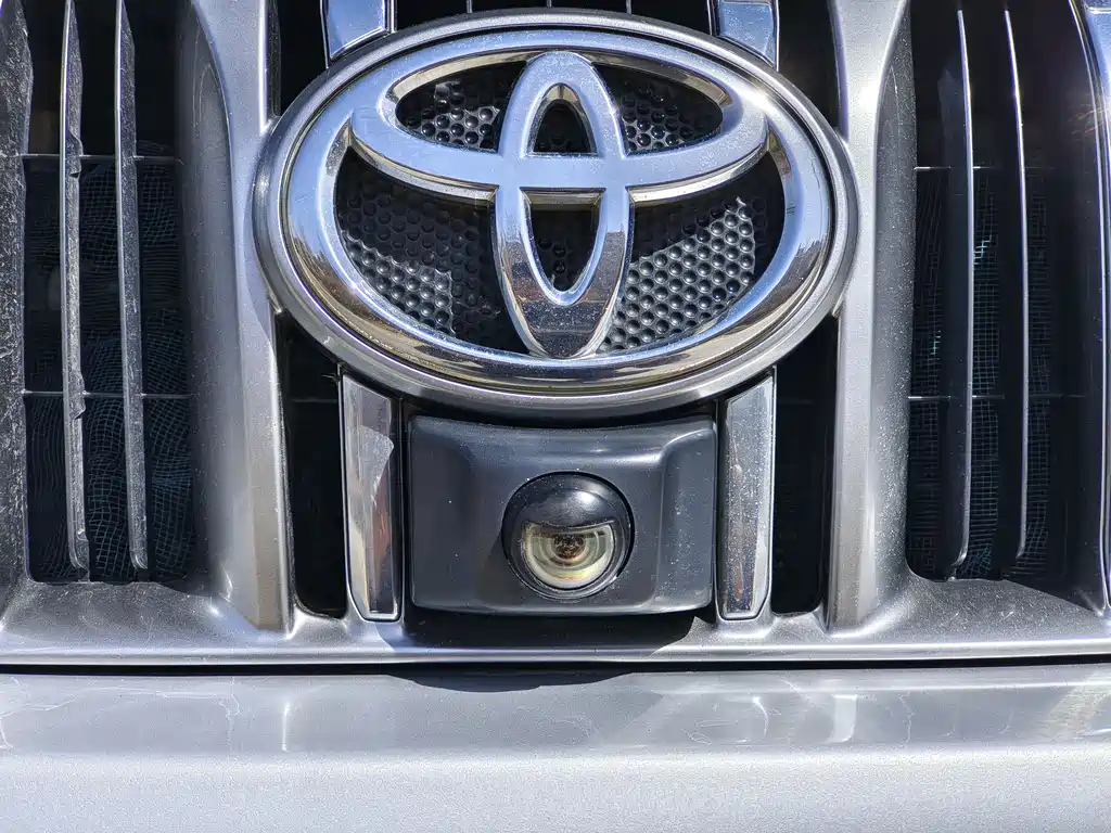 Toyota Prado 2014 — фото 9
