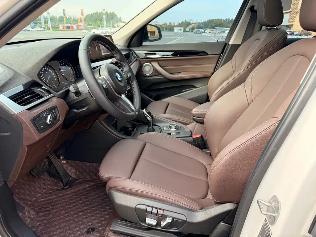 BMW X1 2022 — фото 13