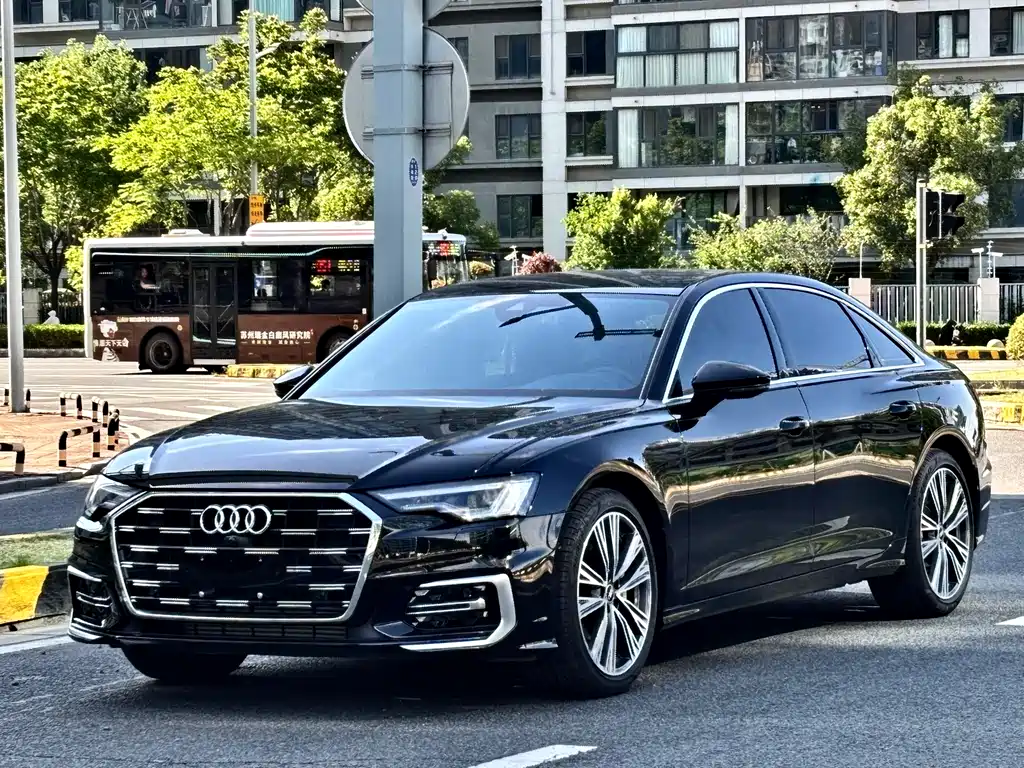 Audi A6L 2025