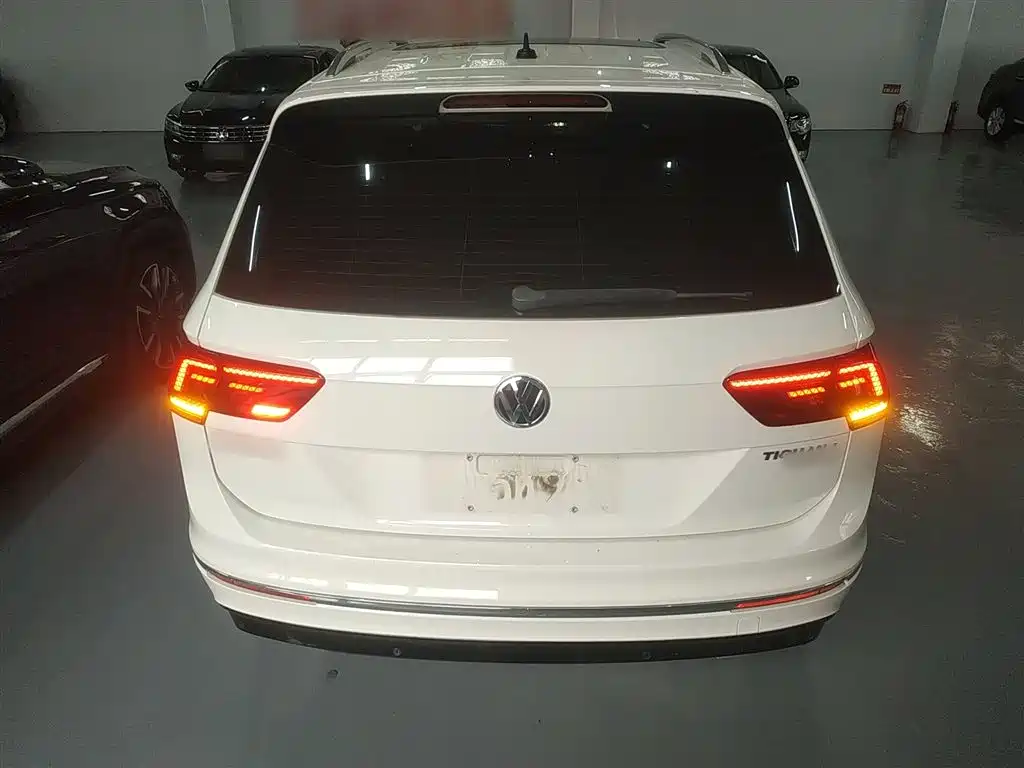 Volkswagen Tiguan L 2019 — фото 6