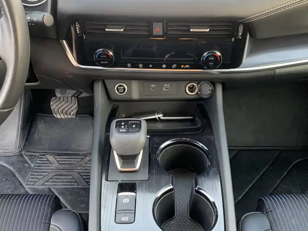 Nissan Qashqai 2023 — фото 12
