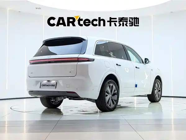 Li Auto L8 2026